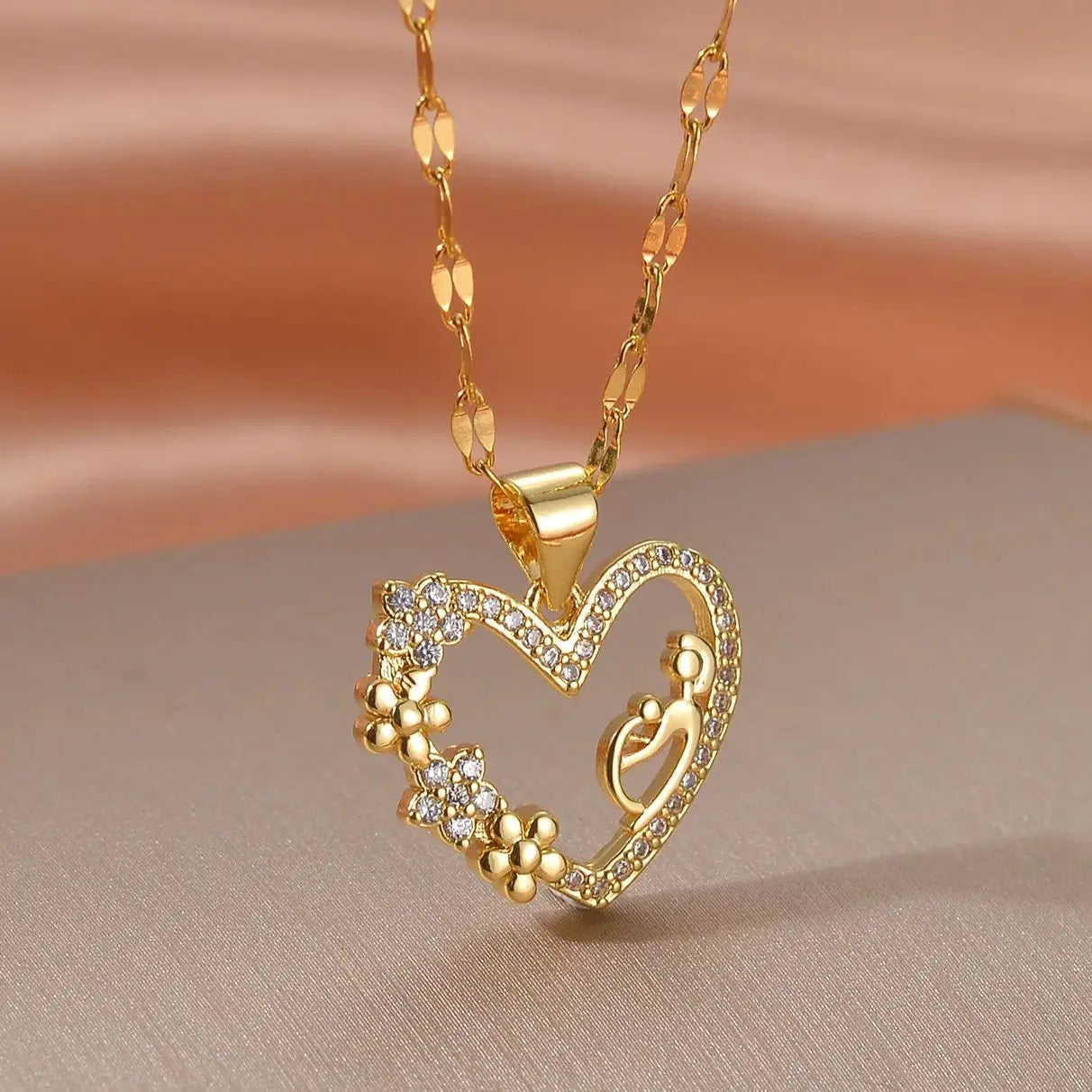 Stainless Steel Family Necklace – Mama Pendant Gift for Women & Kids | Birthday or Mother’s Day Jewelry for Girls & Boys